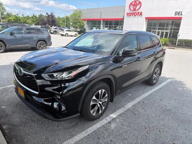 2020 Toyota Highlander Hybrid XLE
