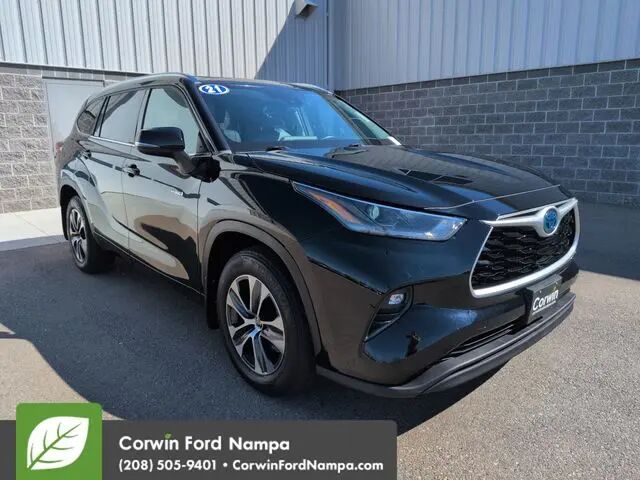 2021 Toyota Highlander Hybrid XLE — photo 1 of 13