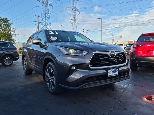 2021 Toyota Highlander XLE