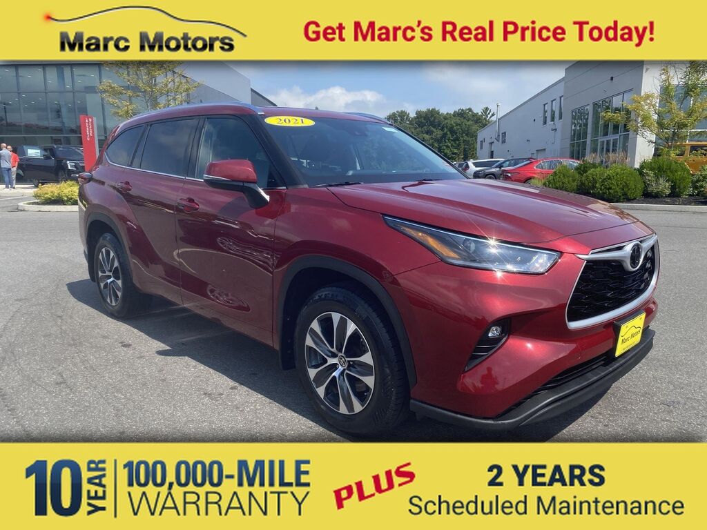 2021 Toyota Highlander XLE — photo 1 of 26