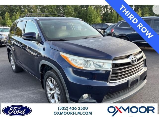 2014 Toyota Highlander XLE — photo 1 of 13