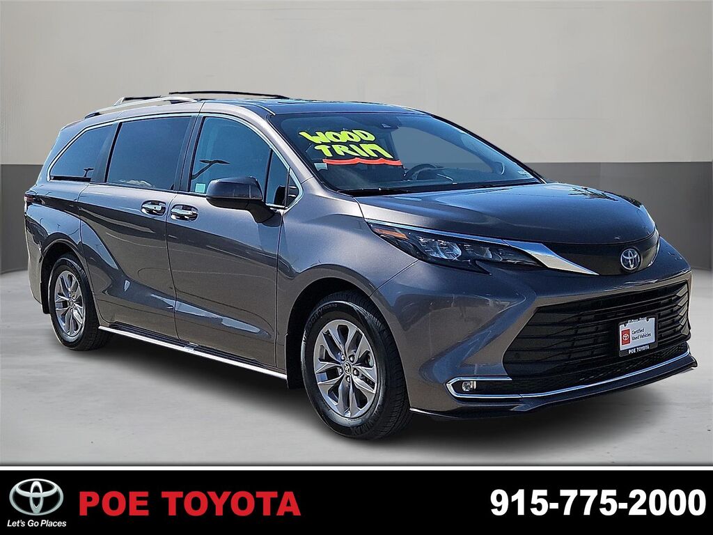 2024 Toyota Sienna XLE 7-Passenger — photo 1 of 12