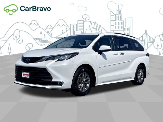 2023 Toyota Sienna XLE