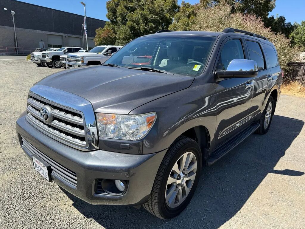 2014 Toyota Sequoia Limited — photo 1 of 13