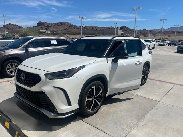 2021 Toyota Highlander XSE