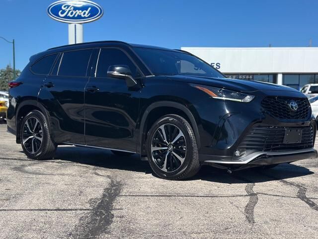 2021 Toyota Highlander XSE