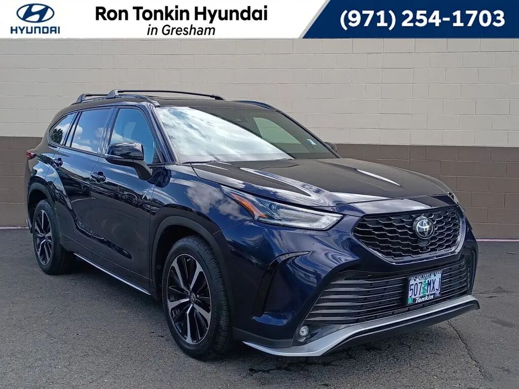 2021 Toyota Highlander XSE — photo 1 of 13