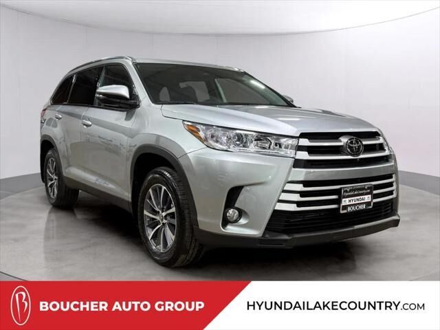 2019 Toyota Highlander XLE — photo 1 of 1