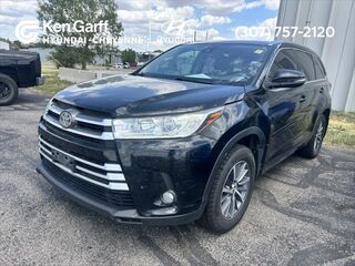 2018 Toyota Highlander SE