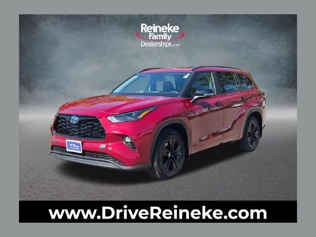 2024 Toyota Highlander Hybrid XLE