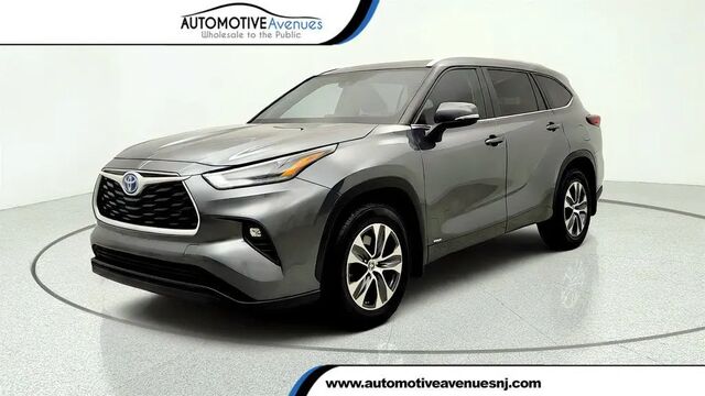 2024 Toyota Highlander Hybrid XLE