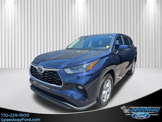 2025 Toyota Highlander LE