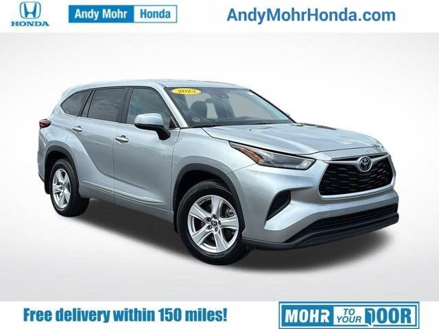 2023 Toyota Highlander L — photo 1 of 46