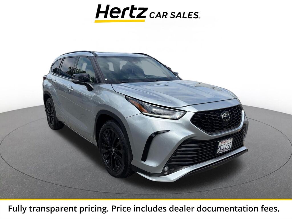 2024 Toyota Highlander XSE — photo 1 of 13