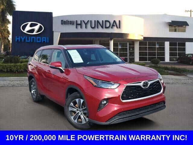2025 Toyota Highlander XLE