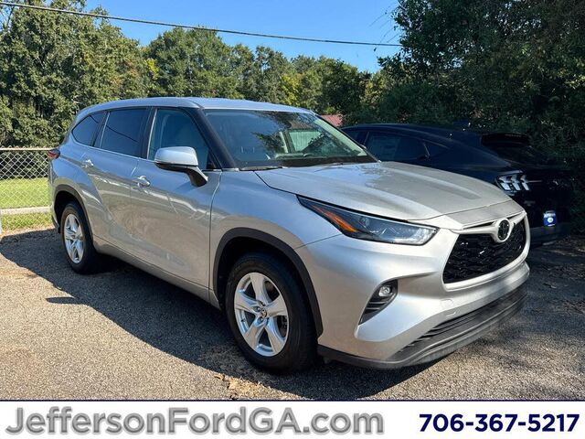 2023 Toyota Highlander LE