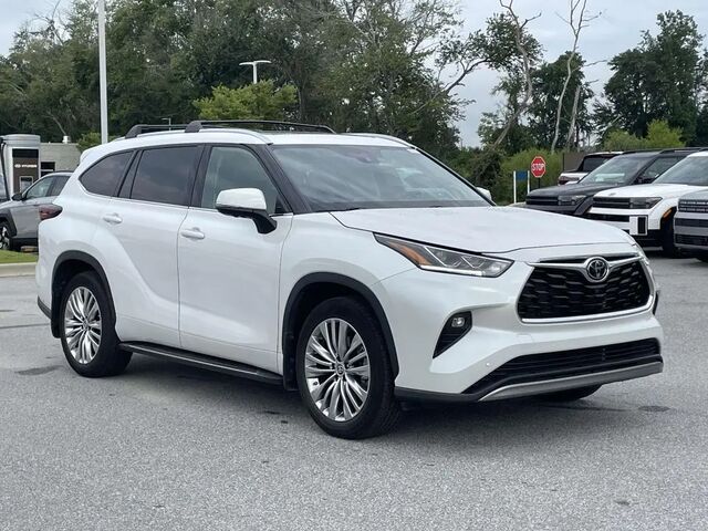 2024 Toyota Highlander Platinum