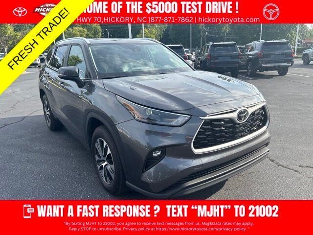 2024 Toyota Highlander XLE