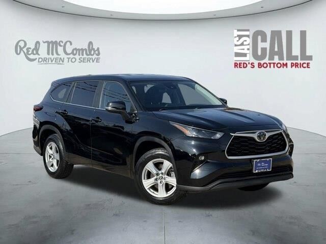 2025 Toyota Highlander LE