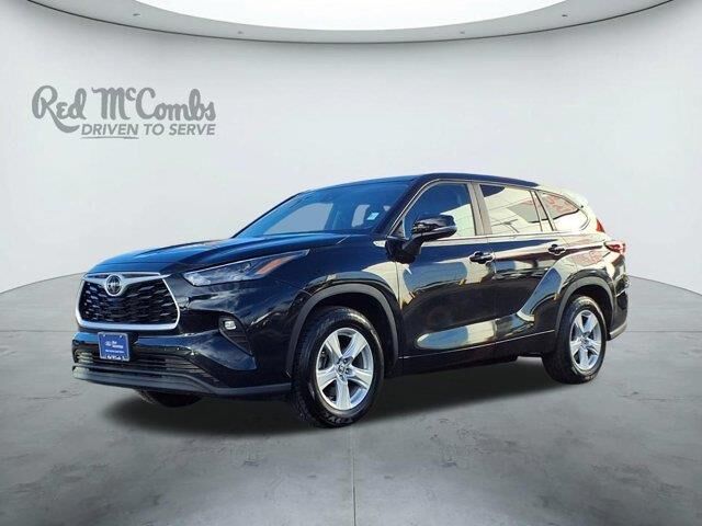 2025 Toyota Highlander LE