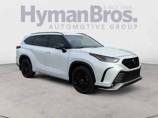 2023 Toyota Highlander Platinum