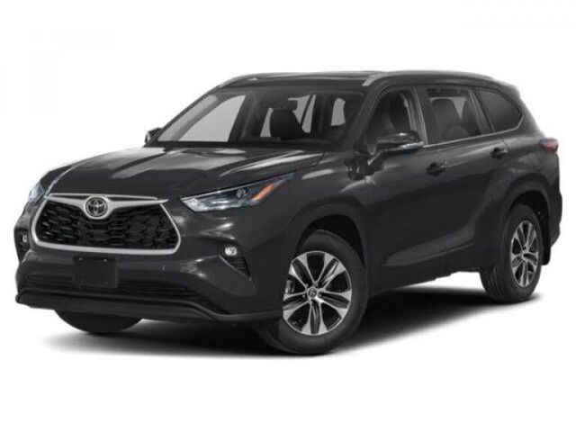 2024 Toyota Highlander XLE — photo 1 of 26