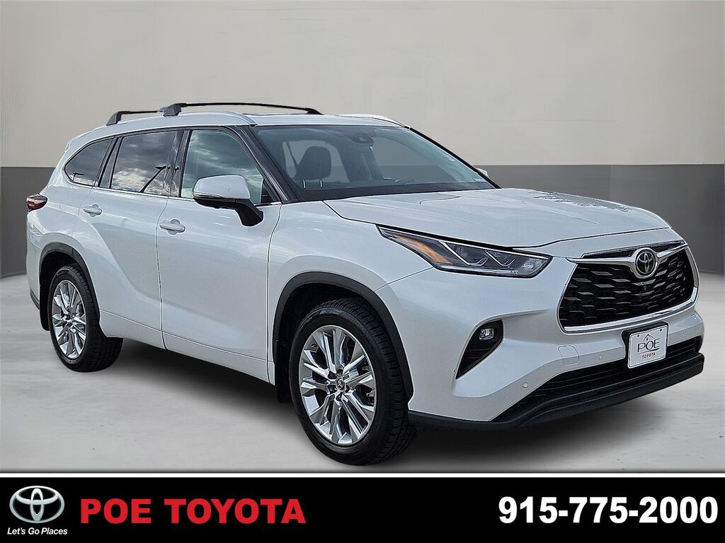 2024 Toyota Highlander XLE — photo 1 of 12