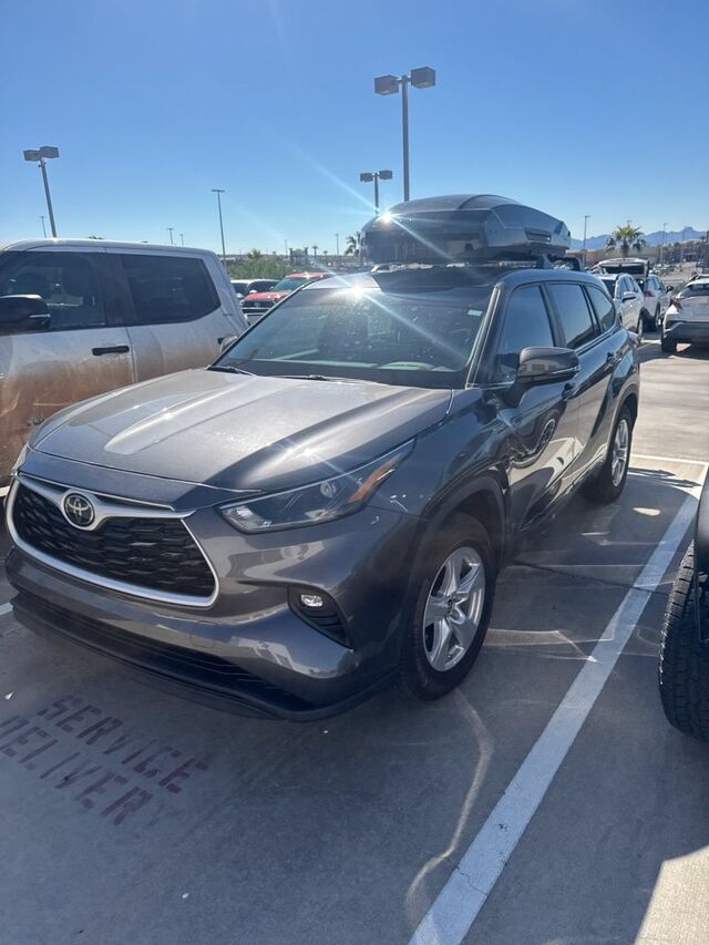 2023 Toyota Highlander LE