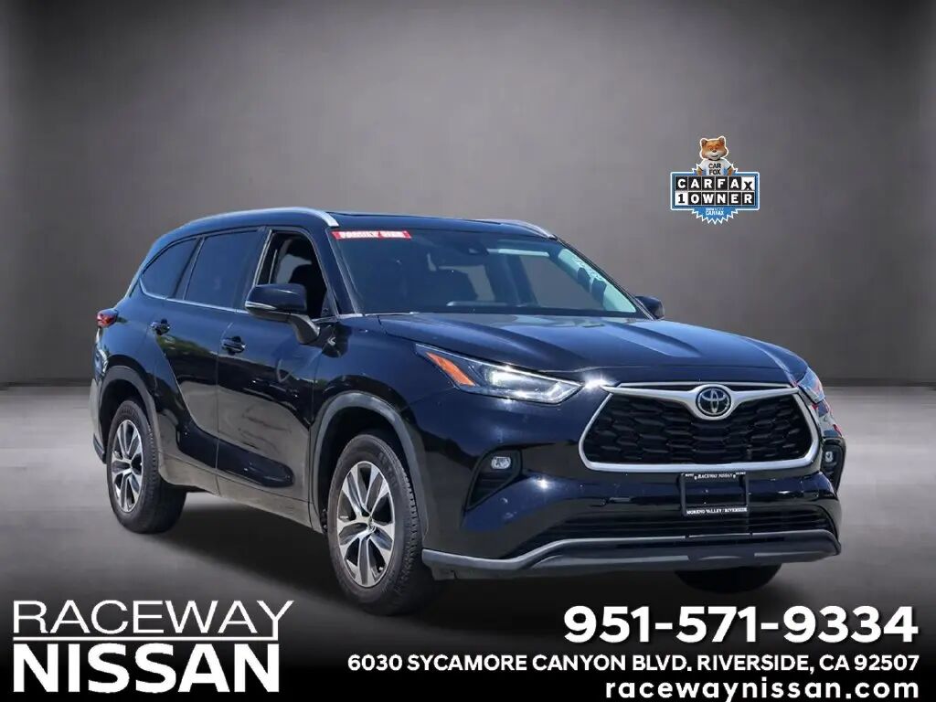 2023 Toyota Highlander L — photo 1 of 13