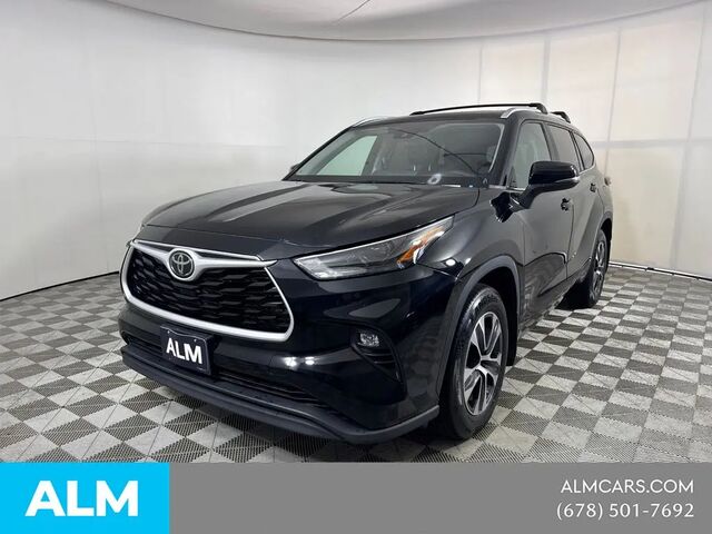 2023 Toyota Highlander XLE