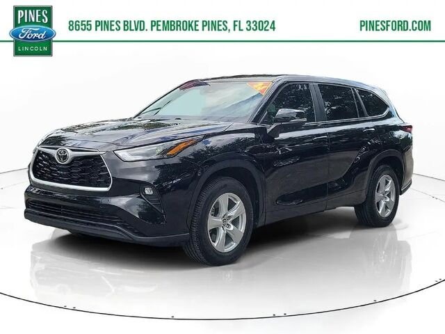2024 Toyota Highlander LE