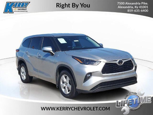 2023 Toyota Highlander LE
