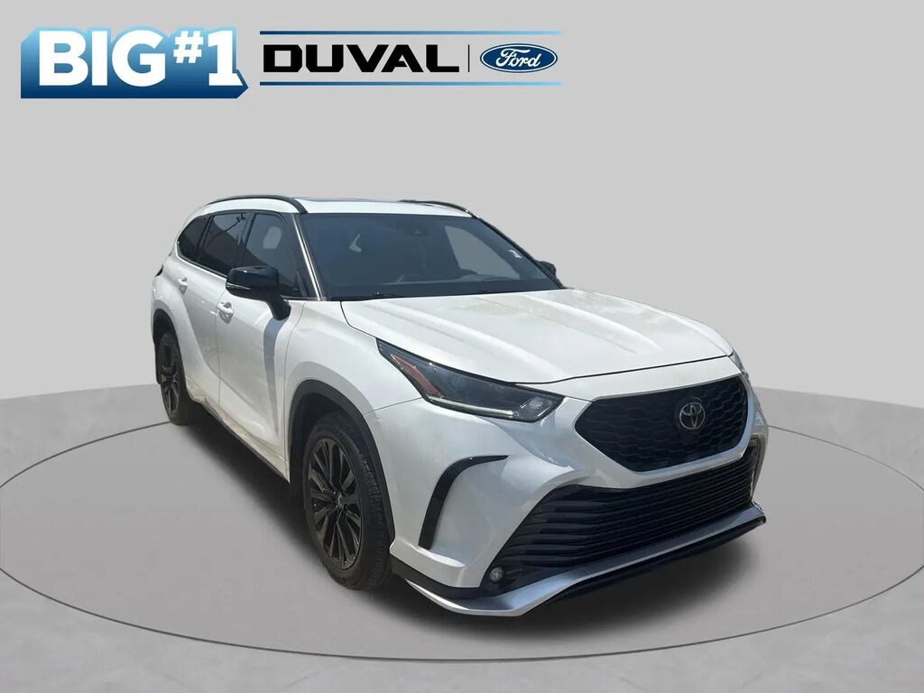 2023 Toyota Highlander XSE — photo 1 of 55