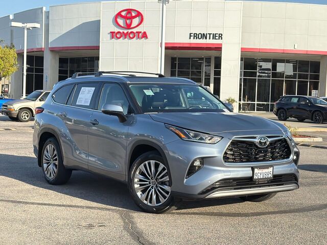 2023 Toyota Highlander Platinum FWD (Natl)