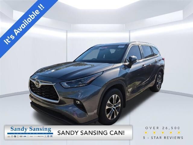 2025 Toyota Highlander XLE