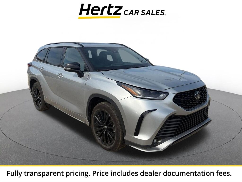 2025 Toyota Highlander XSE — photo 1 of 13