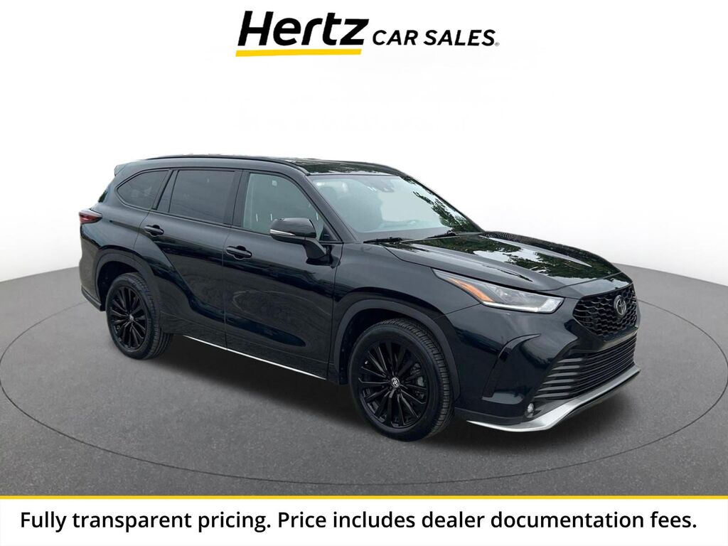 2025 Toyota Highlander XSE — photo 1 of 13