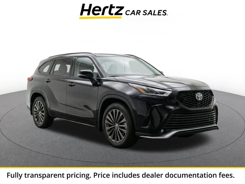 2025 Toyota Highlander XSE — photo 1 of 10