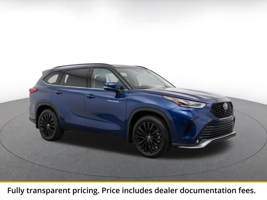 2025 Toyota Highlander XSE — photo 1 of 14