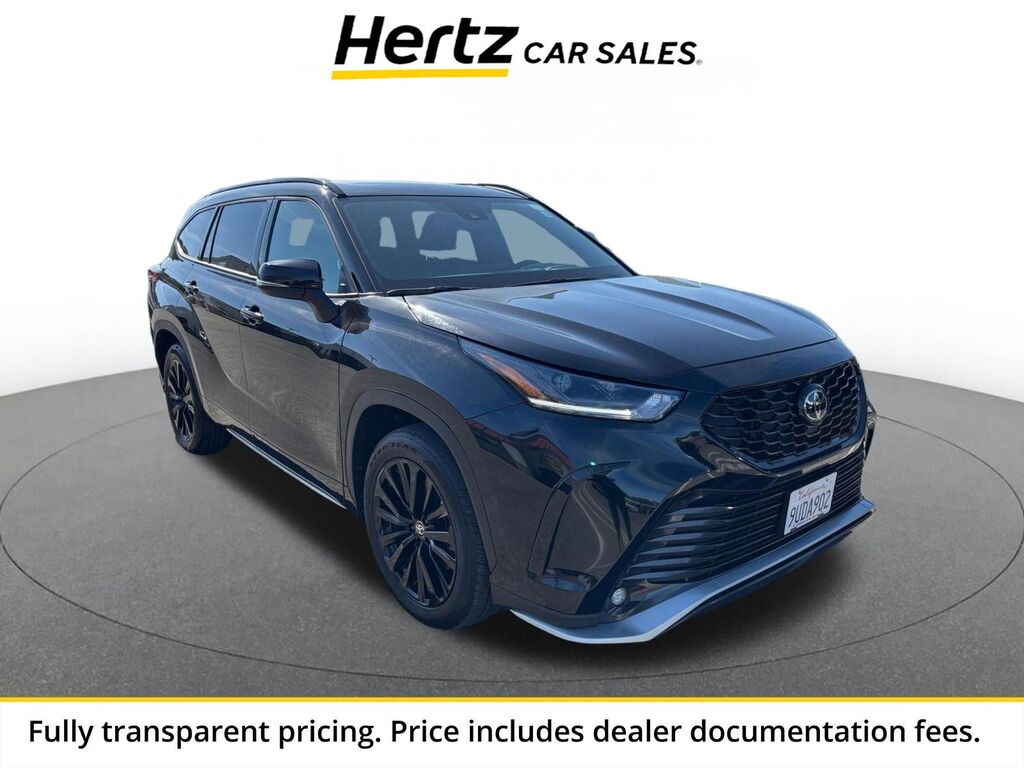 2025 Toyota Highlander XSE — photo 1 of 13