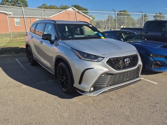 2023 Toyota Highlander XSE