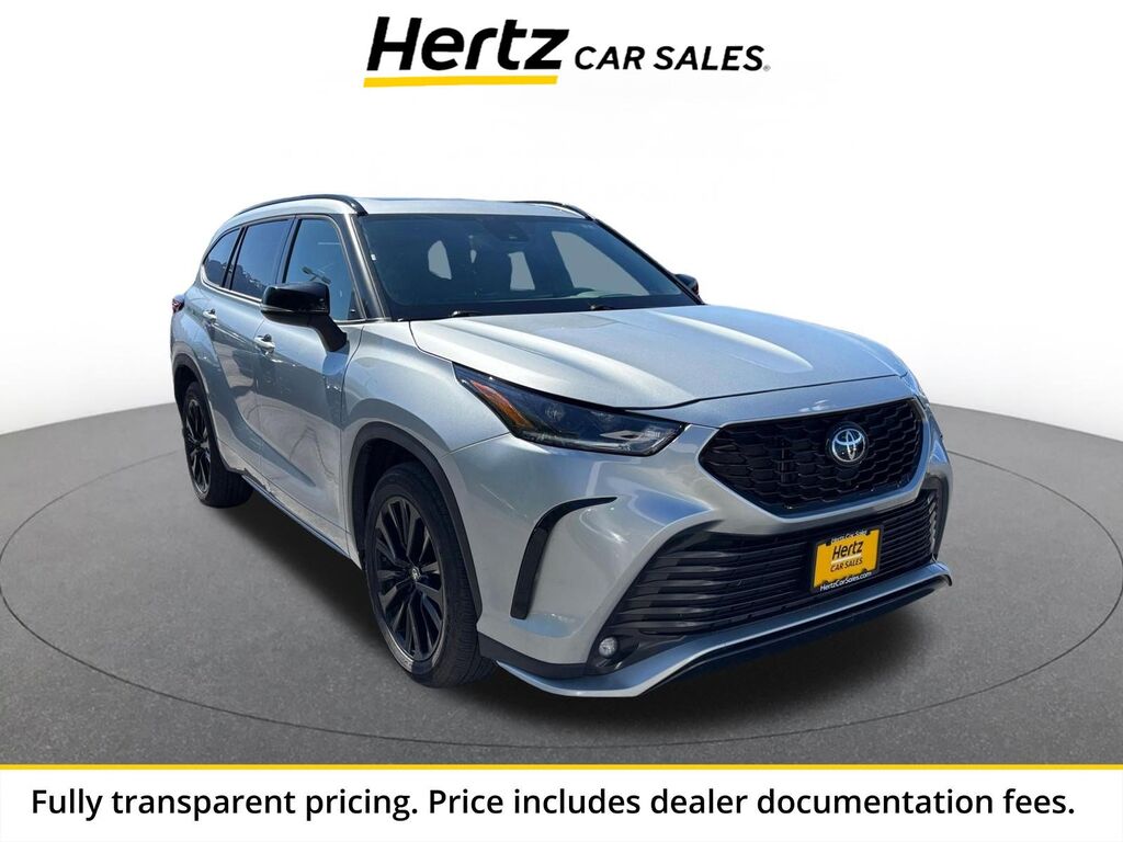 2025 Toyota Highlander XSE — photo 1 of 13