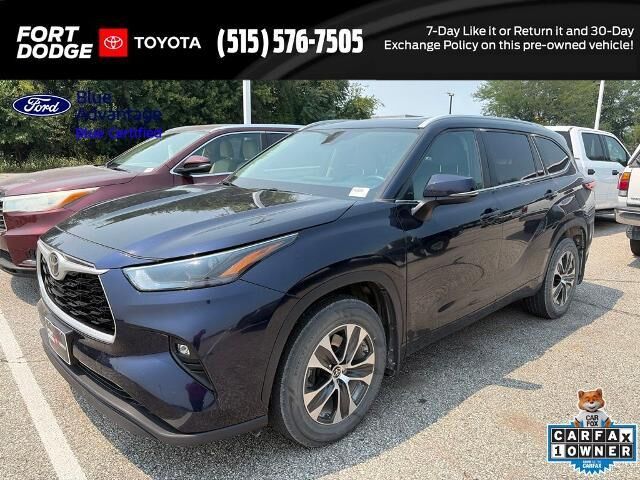 2023 Toyota Highlander L — photo 1 of 16