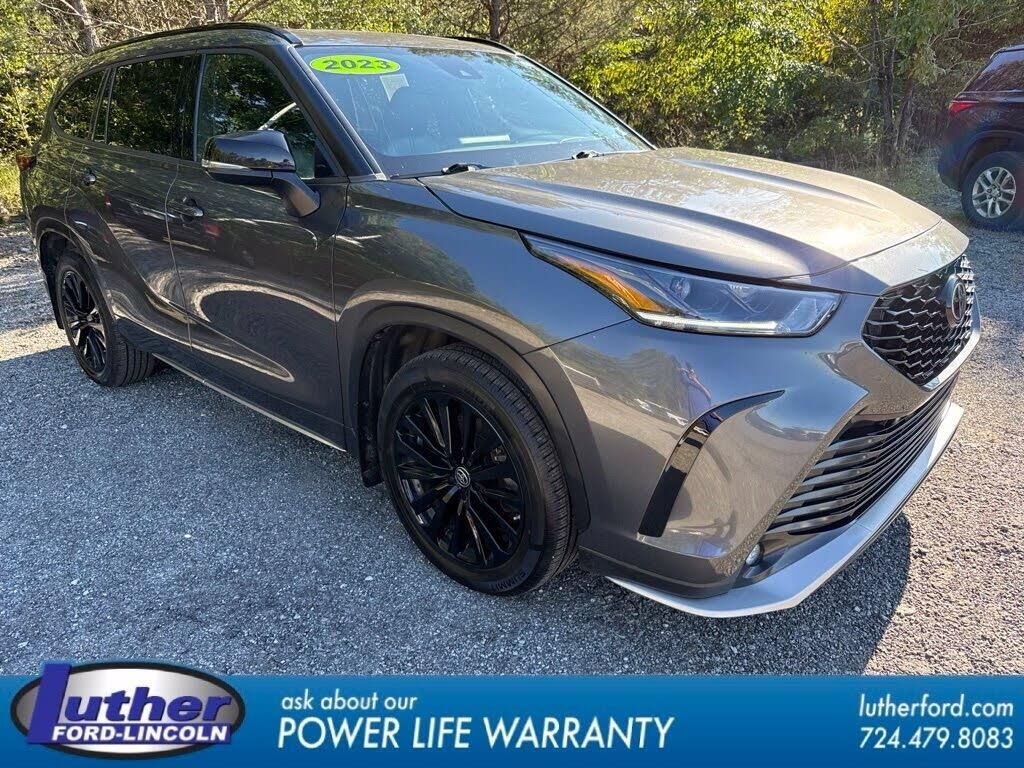 2023 Toyota Highlander XSE — photo 1 of 1