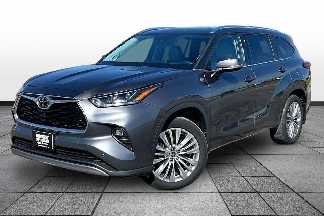 2023 Toyota Highlander Platinum