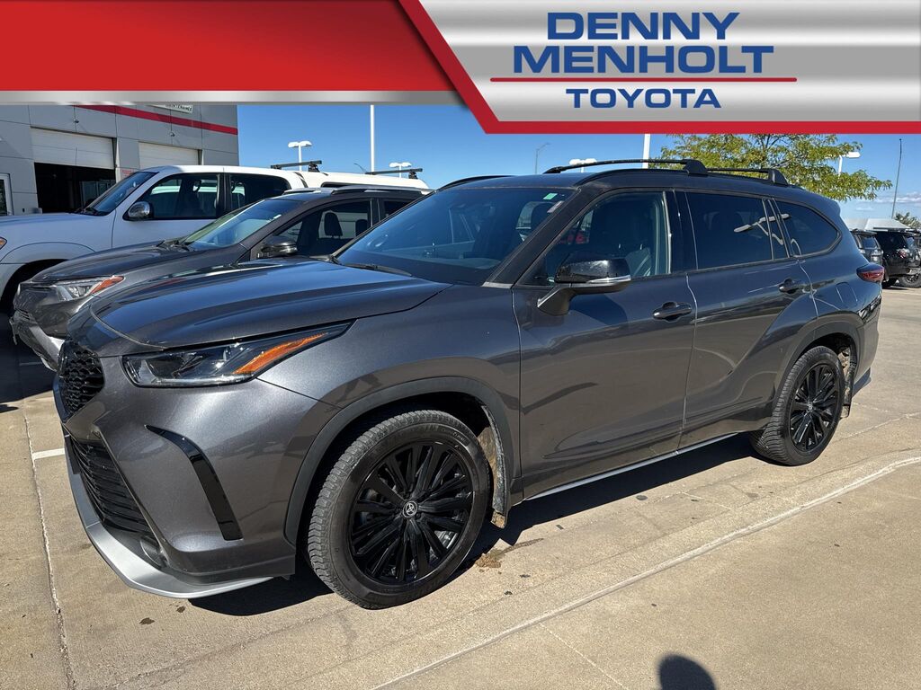 2023 Toyota Highlander XSE — photo 1 of 13