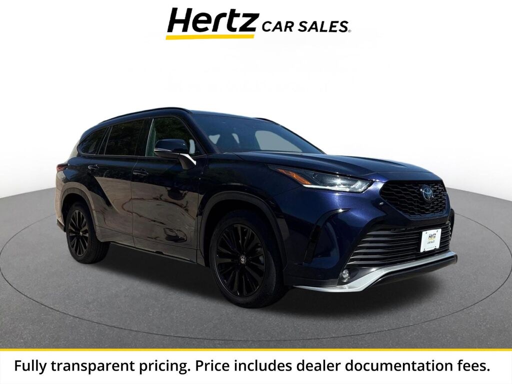 2025 Toyota Highlander XSE — photo 1 of 13