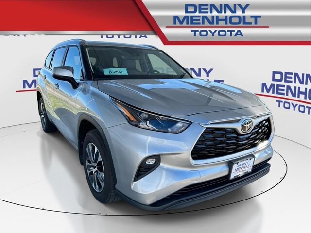 2025 Toyota Highlander LE