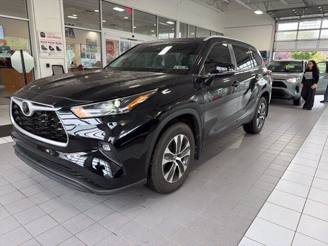 2025 Toyota Highlander XLE