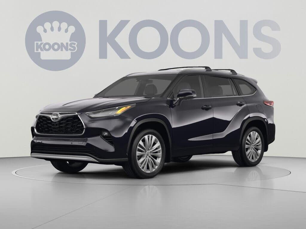 2023 Toyota Highlander Platinum — photo 1 of 3